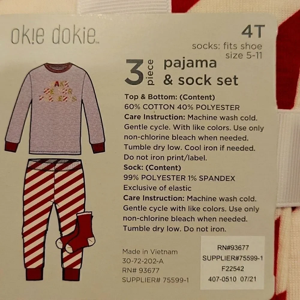 CHRISTMAS 🎄 3 piece pajama & sock set,4 T